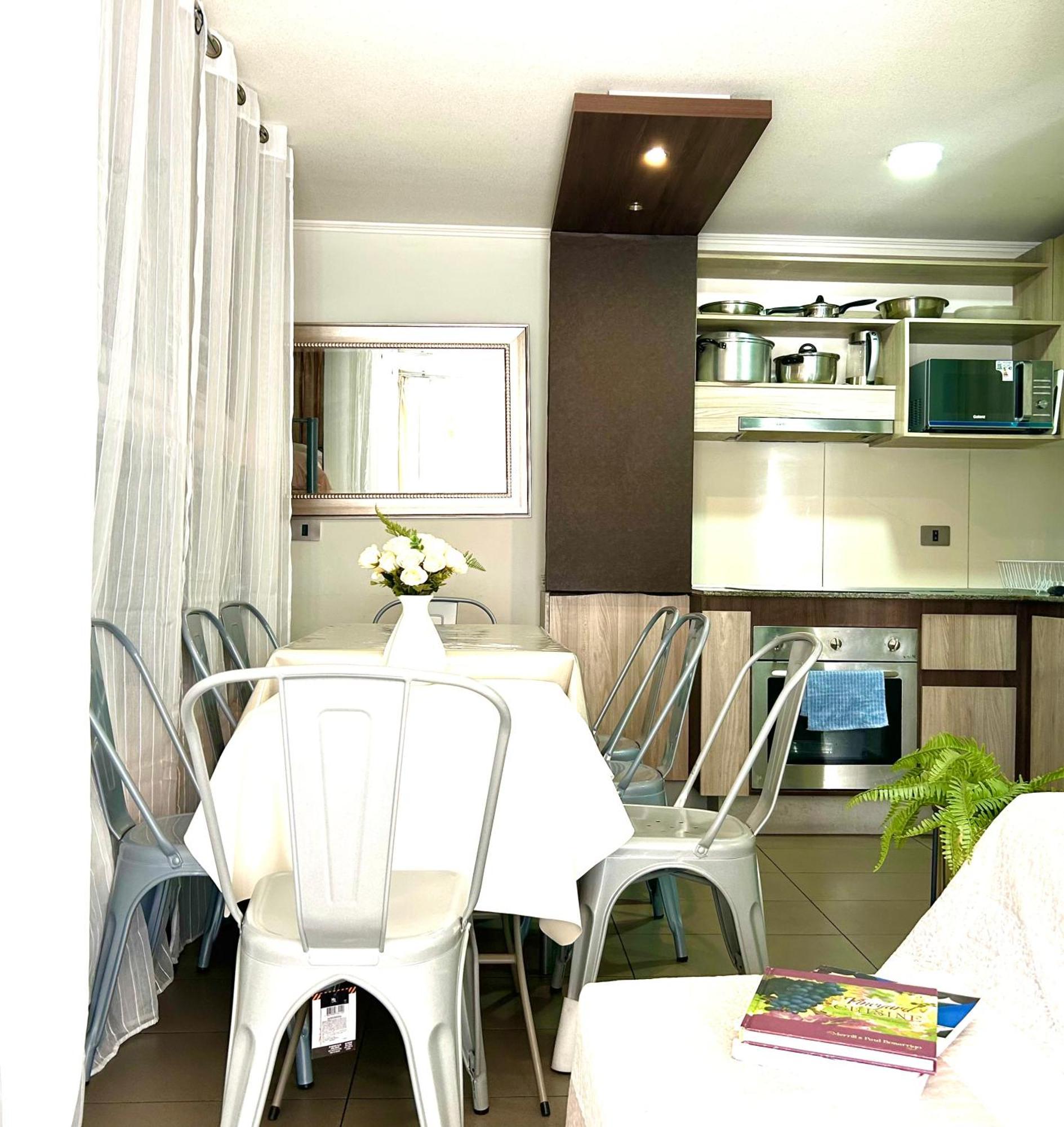 Dpto 8 Fantasilandia, Empresas, Familias, Centro Santiago